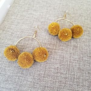 Pom Pom Earrings